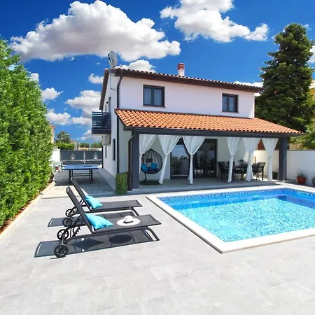 Family Friendly House With A Swimming Pool Galizana, Fazana - 20593 * Galižana